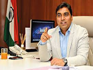 gujarat-dr-vikrant-pandey-is-new-secretary-to-cm